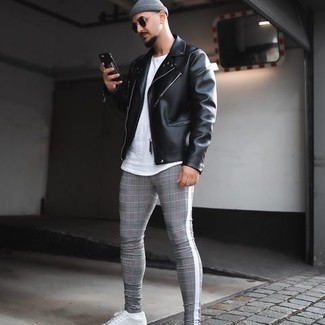 С чем носить черную кожаную косуху мужчине