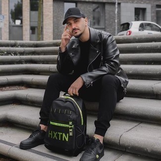 С чем носить черную кожаную косуху мужчине