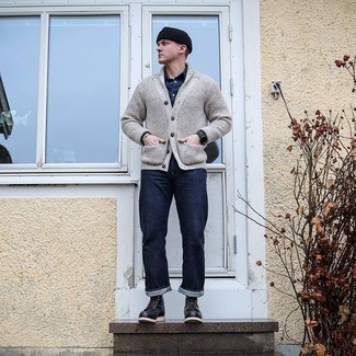 С чем носить черные кожаные повседневные ботинки мужчине