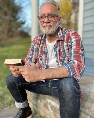 С чем носить черные кожаные повседневные ботинки мужчине