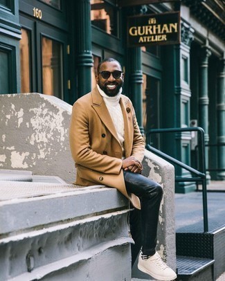 С чем носить черные кожаные брюки чинос