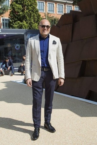 Как носить черные кожаные туфли дерби с серым пиджаком