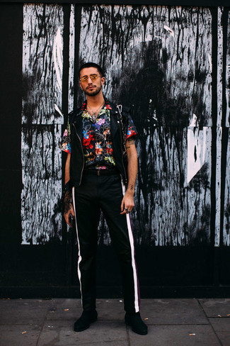 С чем носить черную кожаную куртку без рукавов мужчине