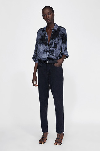 С чем носить черные кожаные босоножки на каблуке