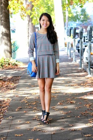 С чем носить черные кожаные босоножки на каблуке