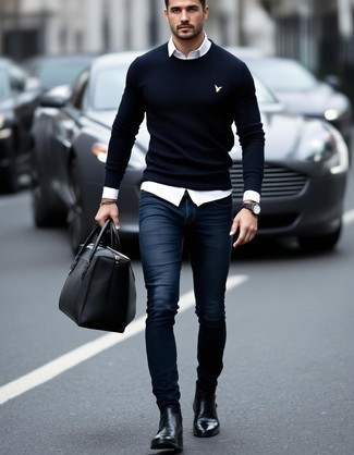 С чем носить черную кожаную дорожную сумку мужчине