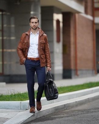 С чем носить черную кожаную дорожную сумку мужчине