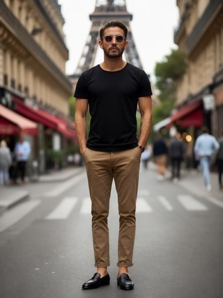 С чем носить черные кожаные лоферы мужчине