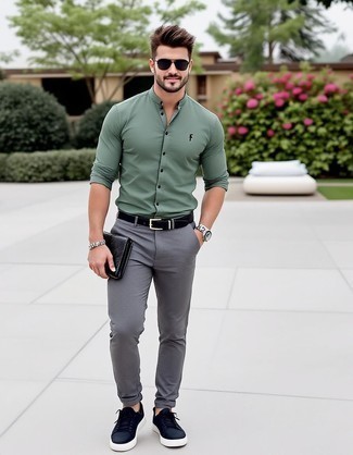 С чем носить черные кожаные низкие кеды мужчине