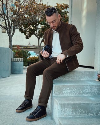 С чем носить черные кожаные низкие кеды мужчине