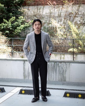 С чем носить черные кожаные лоферы с кисточками