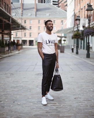 С чем носить черную кожаную большую сумку мужчине