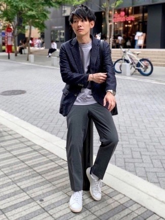 С чем носить черную кожаную большую сумку мужчине