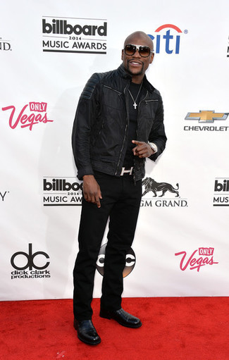 Какие бомберы носить с черными лоферами мужчине