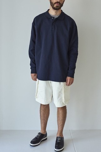 Какие шорты носить с черными лоферами мужчине