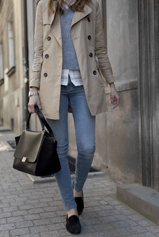 Какие плащи носить с черными лоферами женщине