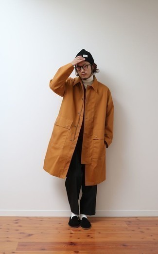 Какие водолазки носить с черными лоферами мужчине