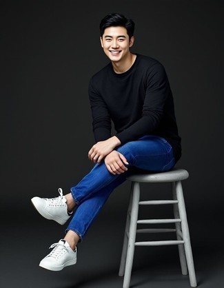 С чем носить черную футболку с длинным рукавом мужчине