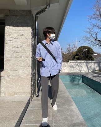 С чем носить черную сумку почтальона