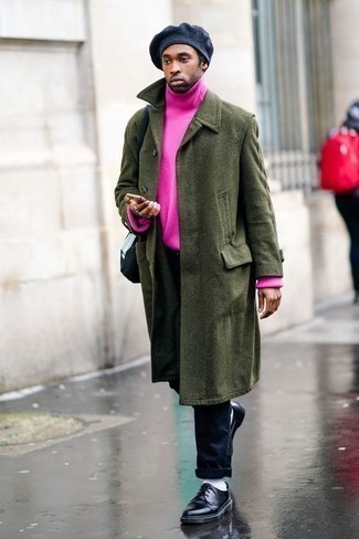 С чем носить черную сумку почтальона