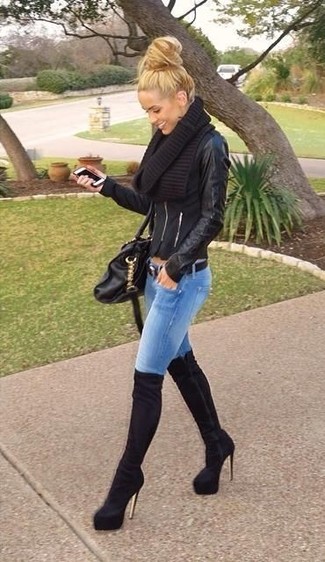 Какие джинсы носить с черными ботфортами