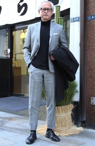 Какие броги носить с черным длинным пальто