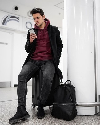 Какой худи носить с черным длинным пальто