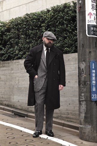 С чем носить черное длинное пальто