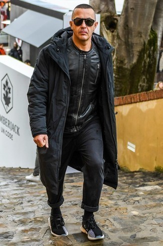 Какие бомберы носить с черной паркой мужчине