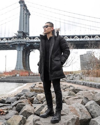Какие повседневные ботинки носить с черной паркой мужчине