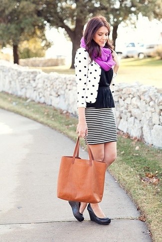 Какие туфли носить с черным топом с баской