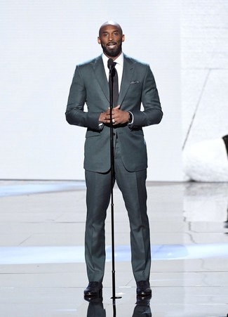 С чем носить черный нагрудный платок