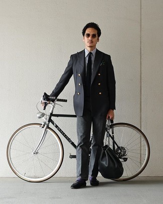 С чем носить черный нагрудный платок