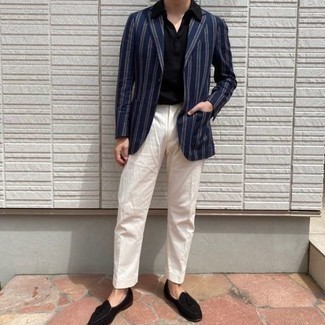 Какие лоферы носить с черной футболкой-поло мужчине