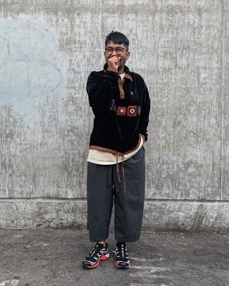 С чем носить черный свитер с воротником поло мужчине