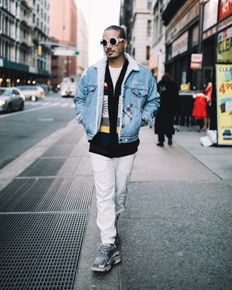 С чем носить черный кардиган с принтом мужчине