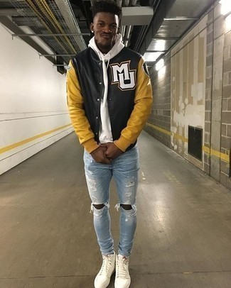 С чем носить черную куртку с принтом мужчине