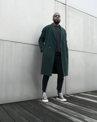 С чем носить черные кеды с принтом мужчине