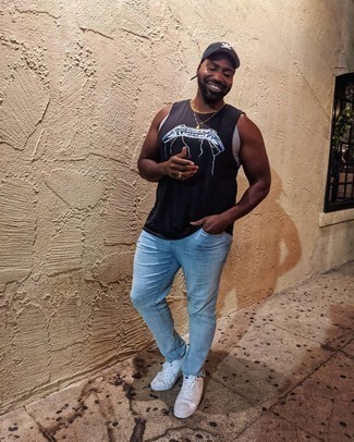 С чем носить черную майку с принтом мужчине