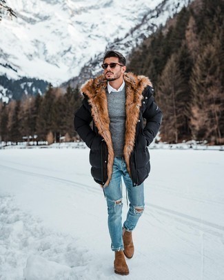 Какие джинсы носить с черным пуховиком мужчине