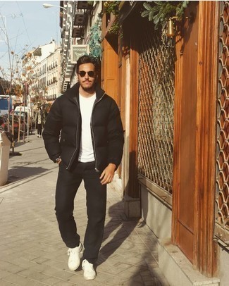 С чем носить черную куртку-пуховик мужчине