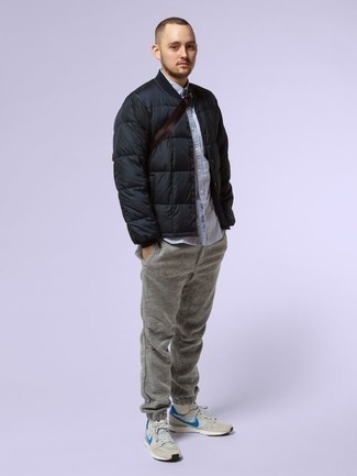 С чем носить черную куртку-пуховик мужчине