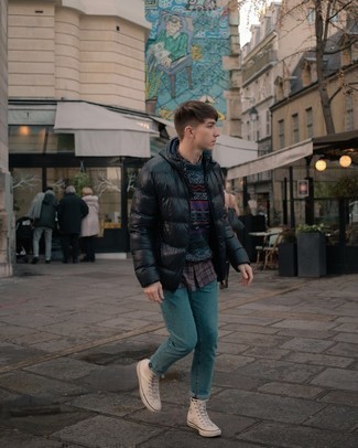 С чем носить черную куртку-пуховик мужчине