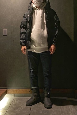 С чем носить черную куртку-пуховик мужчине