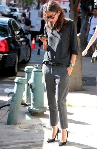 Какие классические брюки носить с черными туфлями