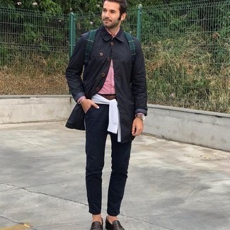 Какие лоферы носить с черным дождевиком мужчине