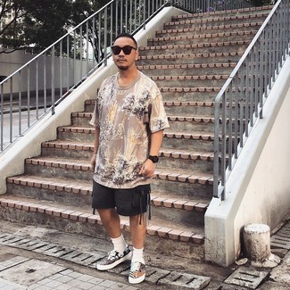 С чем носить черные резиновые часы мужчине