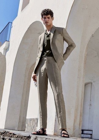 С чем носить черные сандалии мужчине