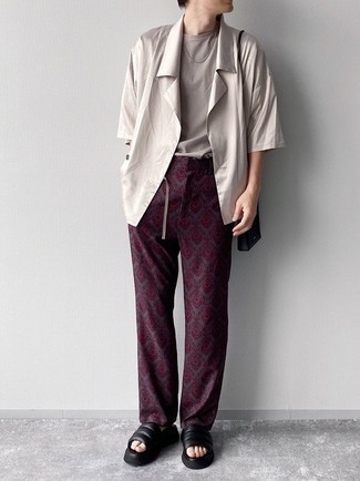 С чем носить черные сандалии мужчине