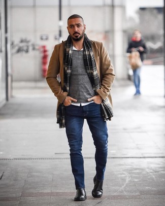 С чем носить черный шарф мужчине